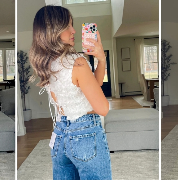 HYFVE White Flowered Ruffled Sleeveless "HONEYMOON" Top!! - Picture 3 of 7